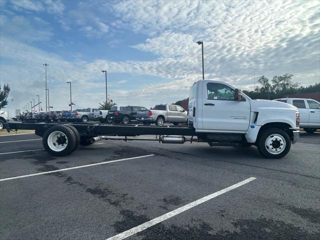 2022 Chevrolet Silverado 4500HD 1WT