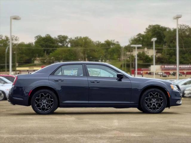 2019 Chrysler 300 Touring AWD