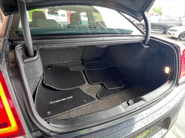 2019 Chrysler 300 Touring AWD