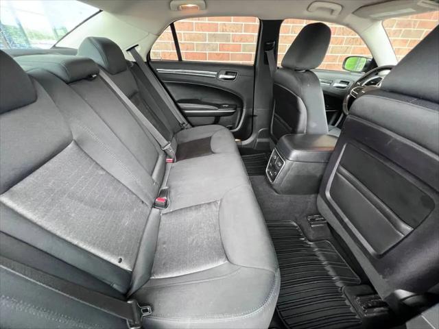 2019 Chrysler 300 Touring AWD