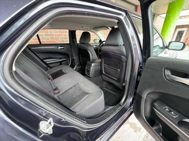 2019 Chrysler 300 Touring AWD