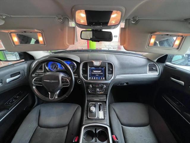 2019 Chrysler 300 Touring AWD