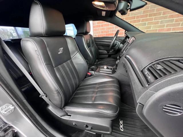 2016 Chrysler 300 300S