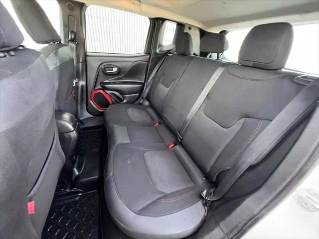 2015 Jeep Renegade Trailhawk