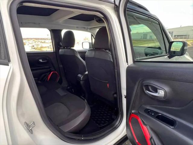 2015 Jeep Renegade Trailhawk