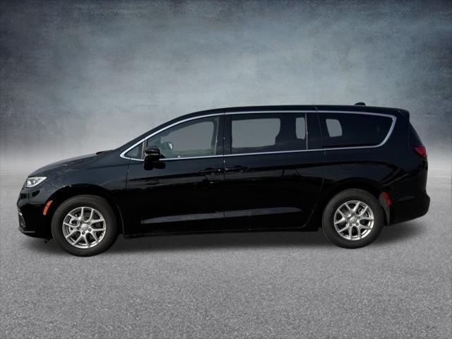 2025 Chrysler Pacifica PACIFICA SELECT