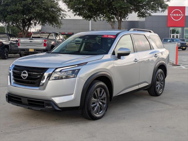 2024 Nissan Pathfinder SV FWD