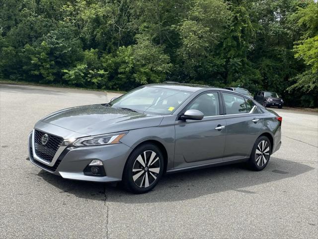 2022 Nissan Altima SL FWD