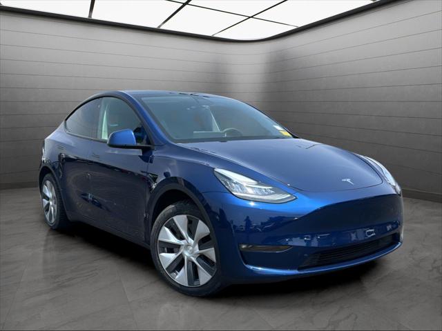 2022 Tesla Model Y Long Range Dual Motor All-Wheel Drive 2022 Tesla Model Y Long Range Dual Motor All-Wheel Drive