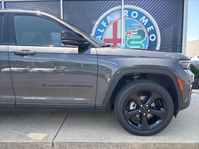 2022 Jeep Grand Cherokee Altitude 4x4 2022 Jeep Grand Cherokee Altitude 4x4