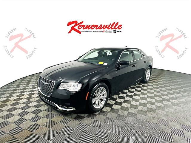 2021 Chrysler 300 Touring