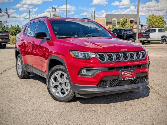 2025 Jeep Compass COMPASS LATITUDE 4X4
