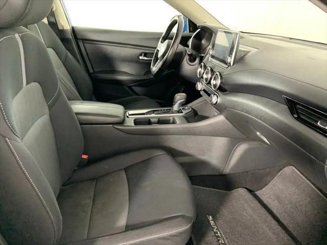 2022 Nissan Sentra SV Xtronic CVT