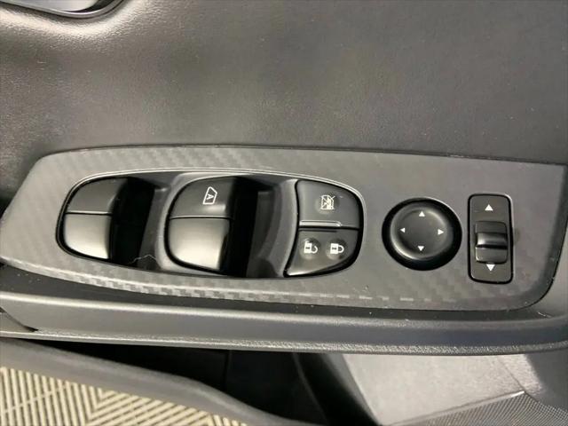 2022 Nissan Sentra SV Xtronic CVT