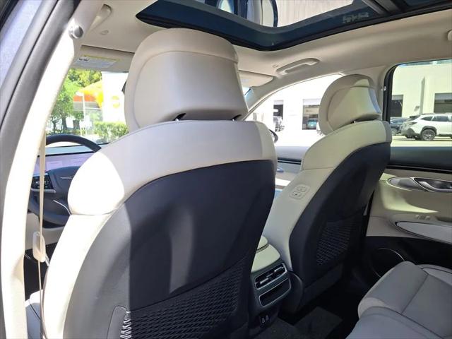 2026 Genesis GV70 2.5T Select