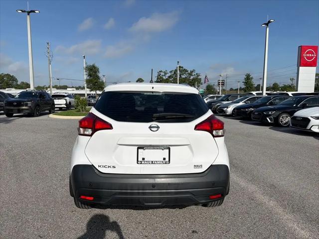 2019 Nissan Kicks S