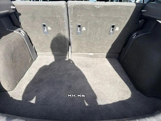 2019 Nissan Kicks S