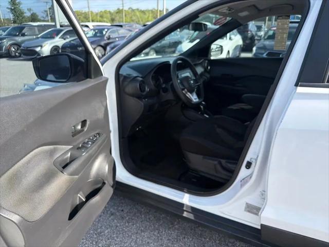 2019 Nissan Kicks S