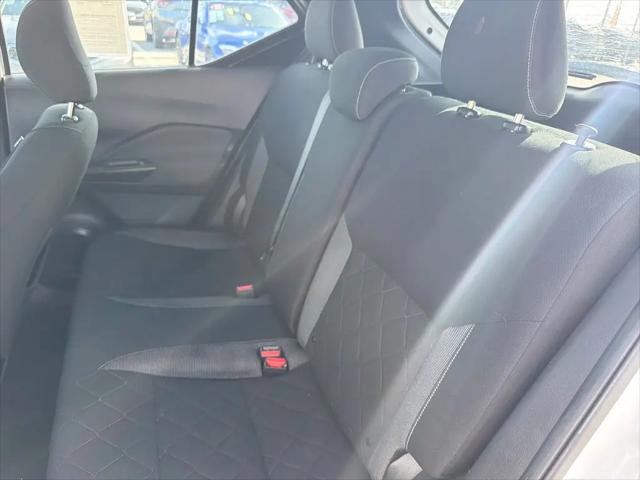 2019 Nissan Kicks S