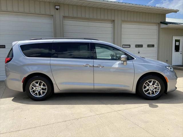 2021 Chrysler Pacifica Touring