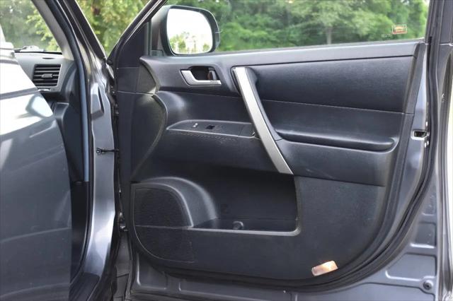 2012 Toyota Highlander SE V6