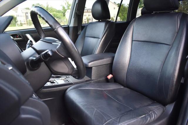 2012 Toyota Highlander SE V6
