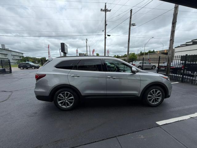 2018 Hyundai Santa Fe SE