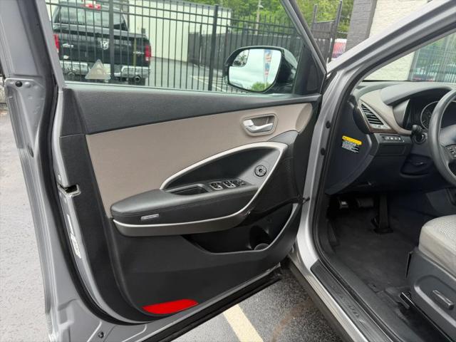 2018 Hyundai Santa Fe SE
