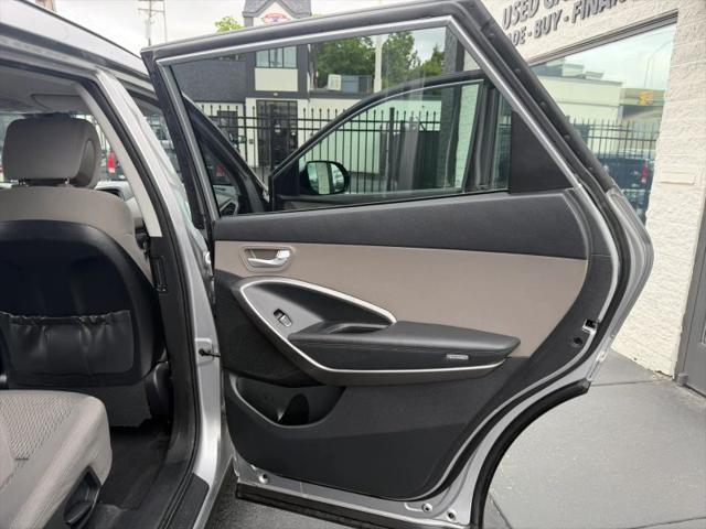 2018 Hyundai Santa Fe SE