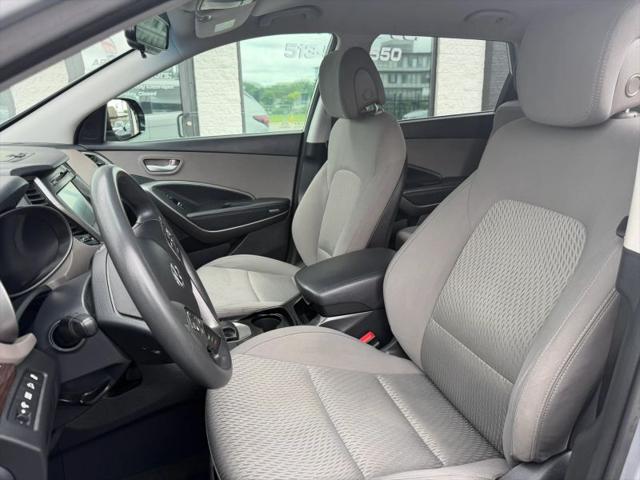 2018 Hyundai Santa Fe SE