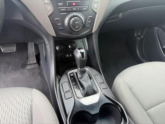 2018 Hyundai Santa Fe SE