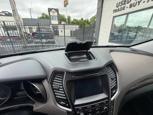 2018 Hyundai Santa Fe SE