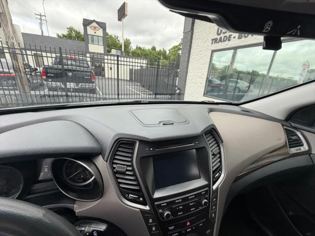2018 Hyundai Santa Fe SE