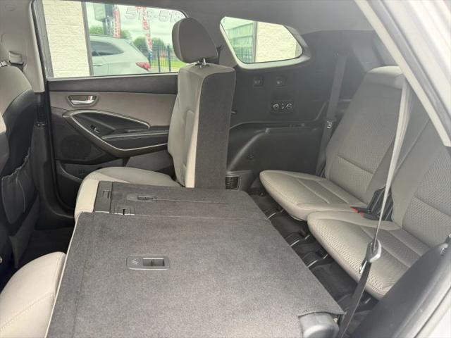 2018 Hyundai Santa Fe SE