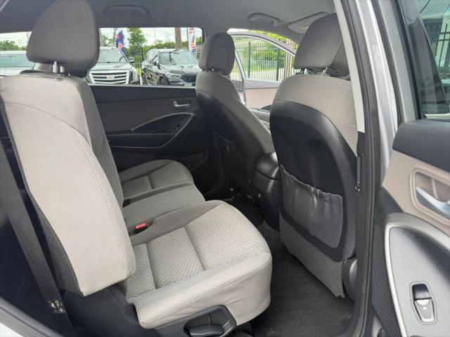 2018 Hyundai Santa Fe SE