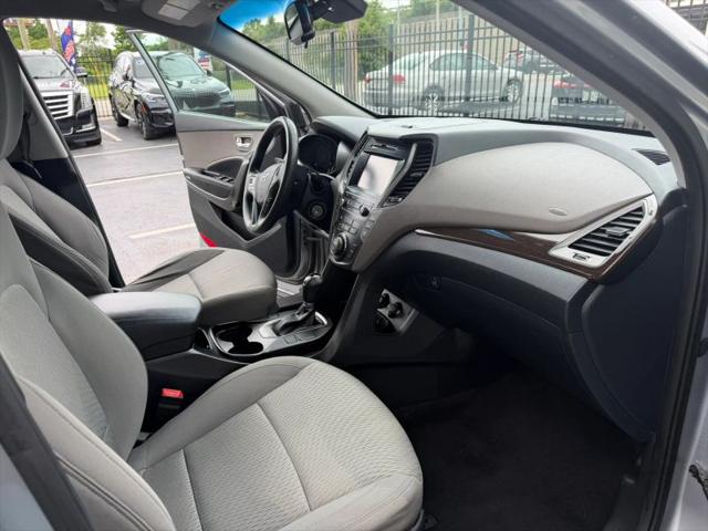 2018 Hyundai Santa Fe SE
