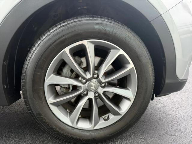 2018 Hyundai Santa Fe SE