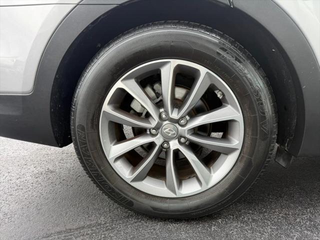 2018 Hyundai Santa Fe SE