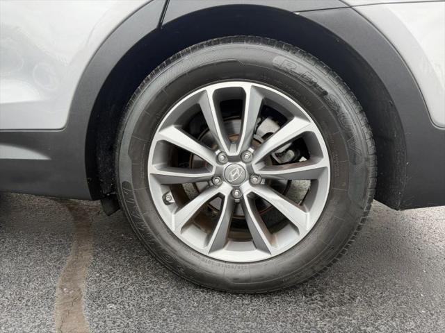 2018 Hyundai Santa Fe SE