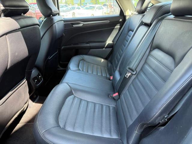 2017 Ford Fusion SE