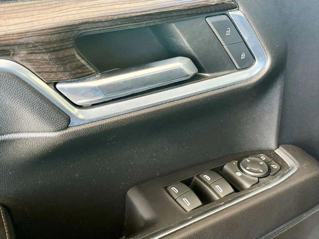 2022 Chevrolet Silverado 1500 4WD Crew Cab Short Bed RST