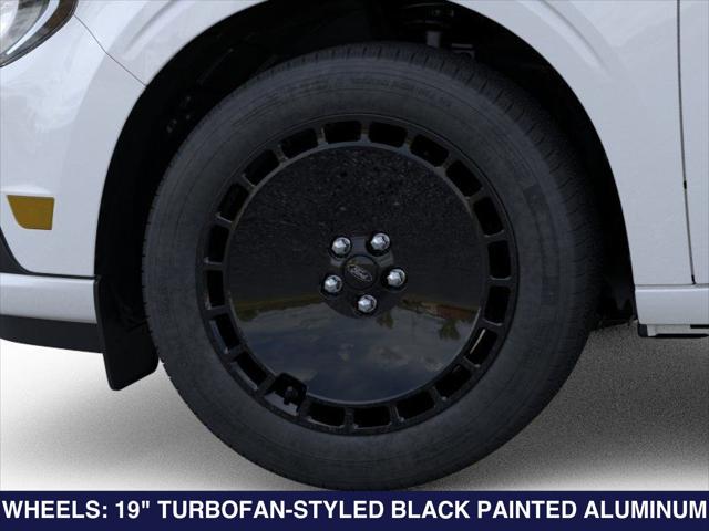 2025 Ford Maverick Lobo Standard