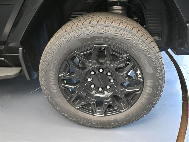 2025 GMC HUMMER EV e4WD 2X