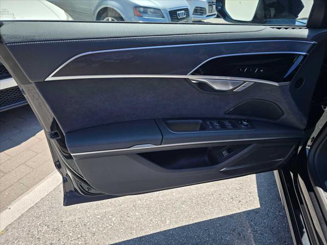 2025 Audi A8 L 55 TFSI quattro Tiptronic