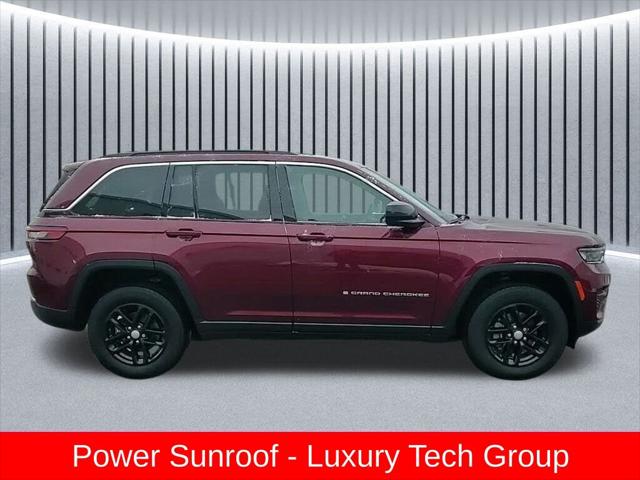 2025 Jeep Grand Cherokee Laredo X 4x4