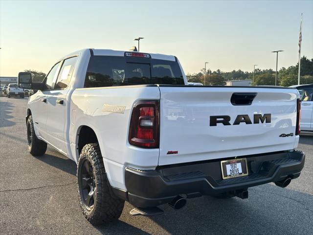 2025 RAM Ram 1500 RAM 1500 WARLOCK CREW CAB 4X4 57 BOX