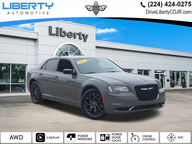 2019 Chrysler 300 Touring AWD
