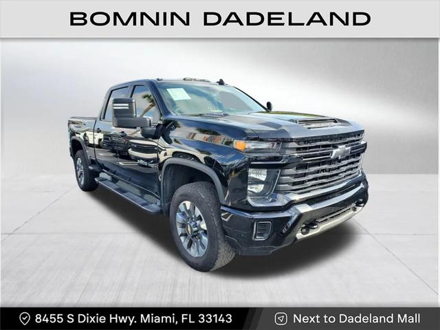 2024 Chevrolet Silverado 2500HD 4WD Crew Cab Standard Bed Custom
