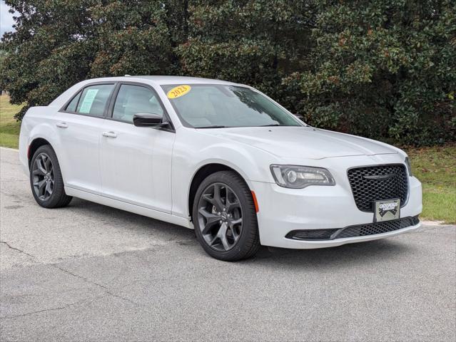 2023 Chrysler 300 Touring 2023 Chrysler 300 Touring