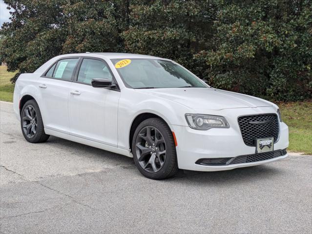 2023 Chrysler 300 Touring 2023 Chrysler 300 Touring